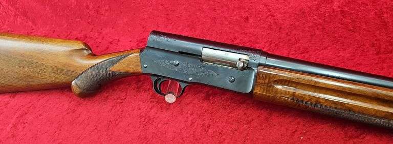Belgium Browning   Model A5  16 ga.   Shotgun