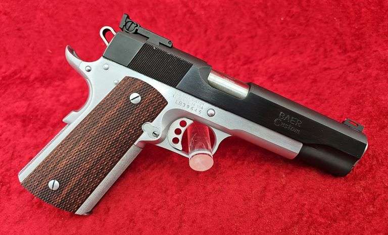 Les Baer  Custom   45   Pistol