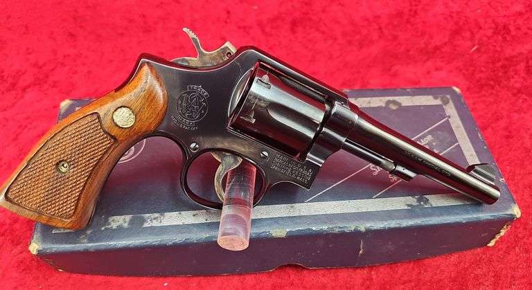 Smith & Wesson  Model 10-5  38spl  Revolver