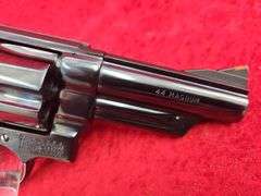 Smith & Wesson  Model 29-2  44 Mag  Revolver