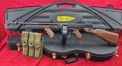 Auto Ordnance   Model 1927A1 Thompson   45 ACP  w/Violin Case