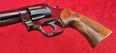 Dan Wesson   Model 15-2V  357 Mag  Revolver