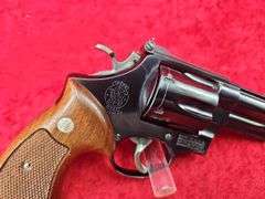 Smith & Wesson  Model 29-2  44 Mag  Revolver