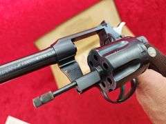 Colt   Officer's Model   22 cal.   Revolver w/original box
