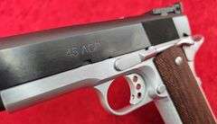 Les Baer  Custom   45   Pistol