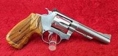 Smith & Wesson   Model 63   22LR  Revolver