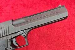Desert Eagle  44 Magnum  Pistol