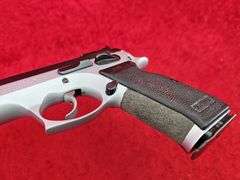 EAA  Witness   40 cal.   Pistol w/extra bbl.