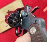 Colt   Officer's Model   22 cal.   Revolver w/original box