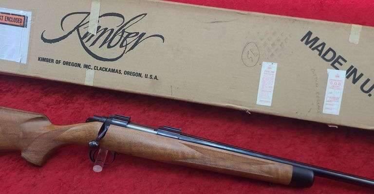 Kimber Model 84 Custom Classic 17 MACH IV Rifle