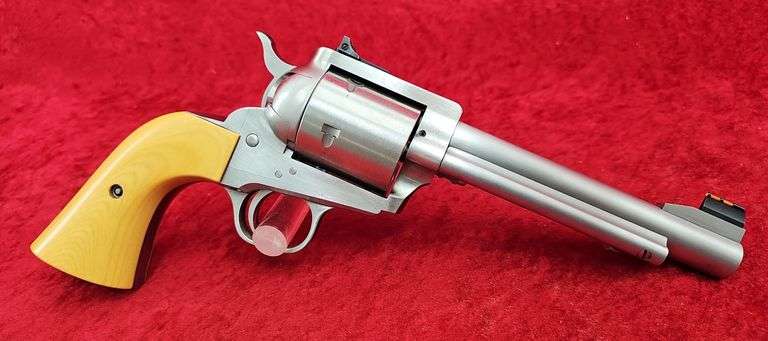 Freedom Arms  454 Casull  Revolver