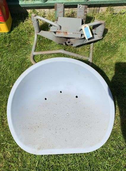 Complete 77-88 Oliver Seat Assembly