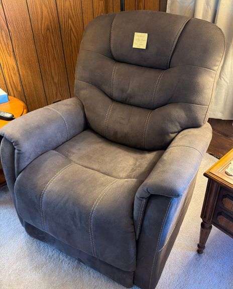 Electronic Lift Chair