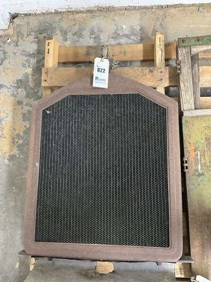 Honey Comb Radiator - Kraupie's Real Estate & Auctioneers