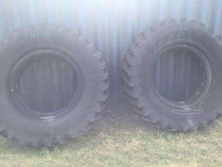 Pair of 38-42 Step-Up Rear Rims, 16