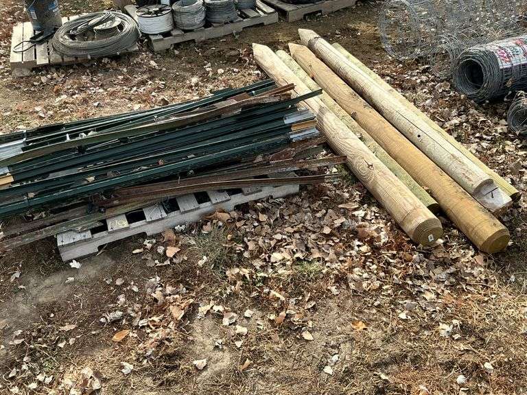 6 Wood Posts, Pallet of Approx 60 T Posts - Kraupie's Real Estate ...