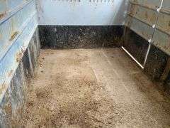 2010 Travalong Advantage GN Stock Trailer