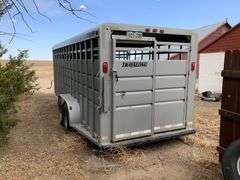 2010 Travalong Advantage GN Stock Trailer