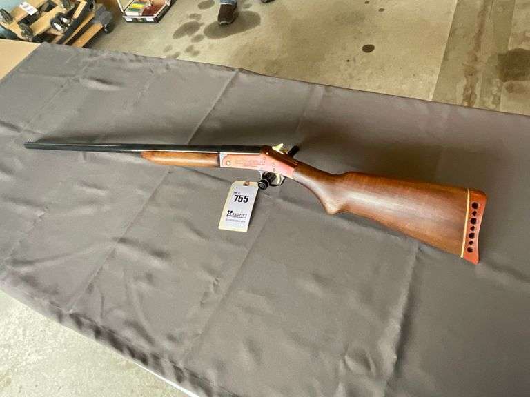 Harrington & Richards Topper 20 ga. Shotgun
