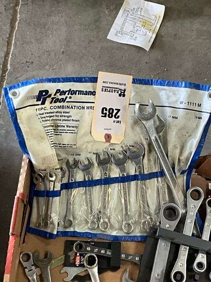Misc. Wrenches & Racket Wrenches
