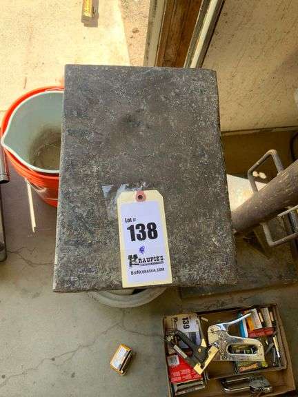 12“ x 9“ piece of steel on the stand used as an anvil