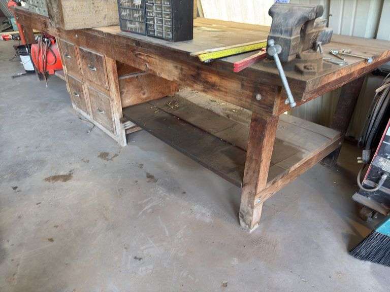 Nice Wood Shop Bench w/ Babco 160 Vise