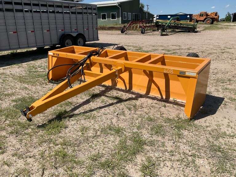 Industrias America F12 Box Scraper, Hyd Tilt, New 15” Rubber, New!!!