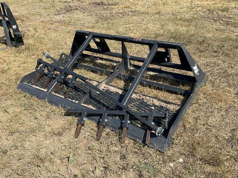 Bobcat 78” Grader Attachment with Teeth, like new