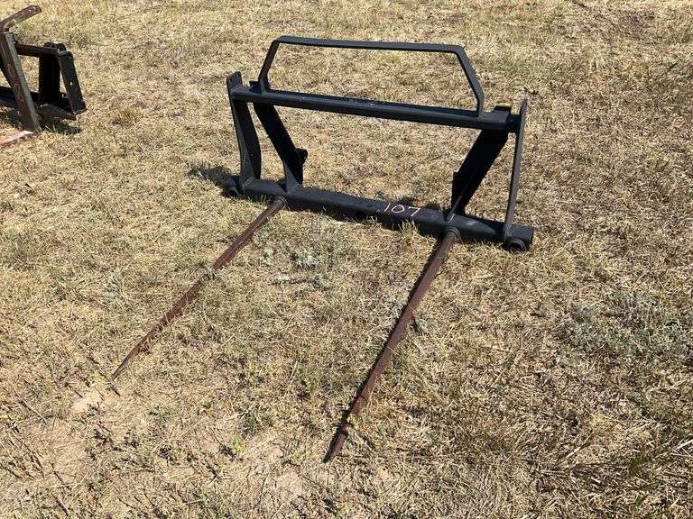 Bale Spear for ML78 Challenger Loader