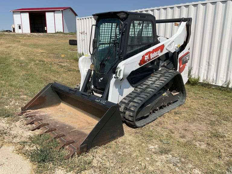 2022 Bobcat T76 R Track Skid Steer Loader, 340 hrs., Like New!