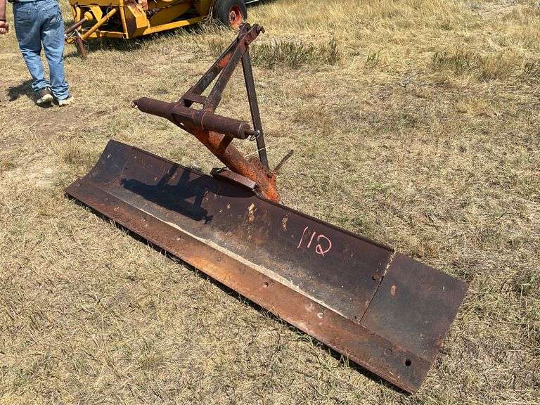 Bush Hog 8’ 3pt Blade, Angle