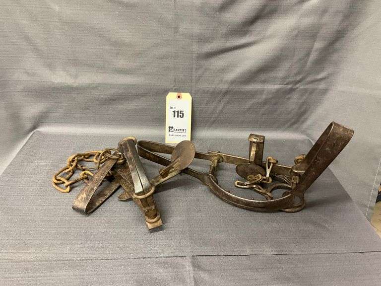 1 Hawley & Norton Trap, 1 Oneida 5 Newhouse Trap No. 4