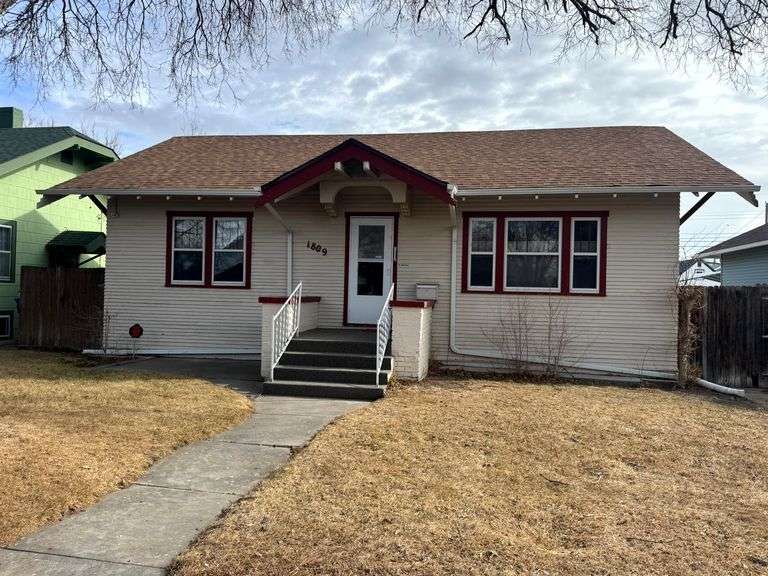 1809 7th Avenue, Scottsbluff Home Auction Online