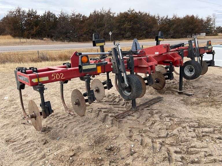 Case IH 2500 Ecolo-Til Ripper, 18’