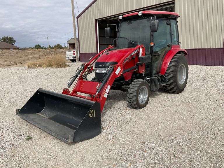 Case IH 40C MFWF Tractor with 350A Loader, 71.4 Hrs.