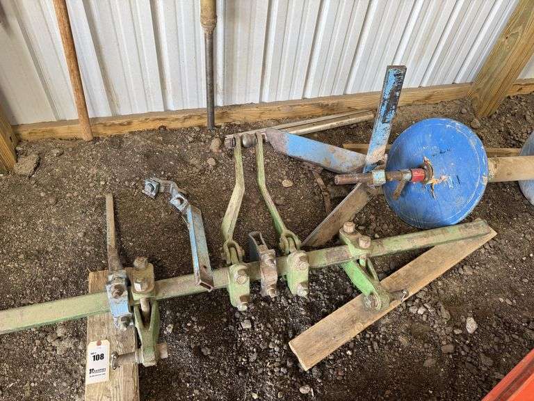 Heavy-Duty Three-Point Tool Bar with Ditcher and Surface Ditch Unroller