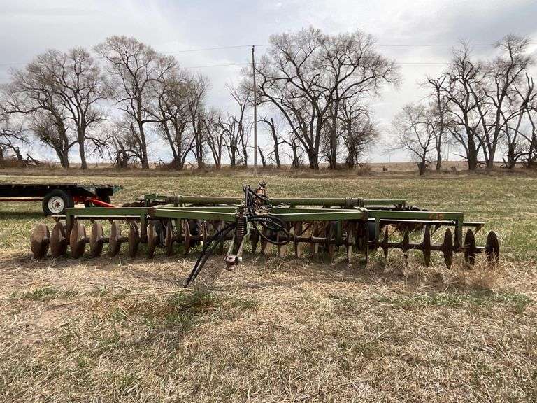 John Deere BW 18’ Tandem Disk