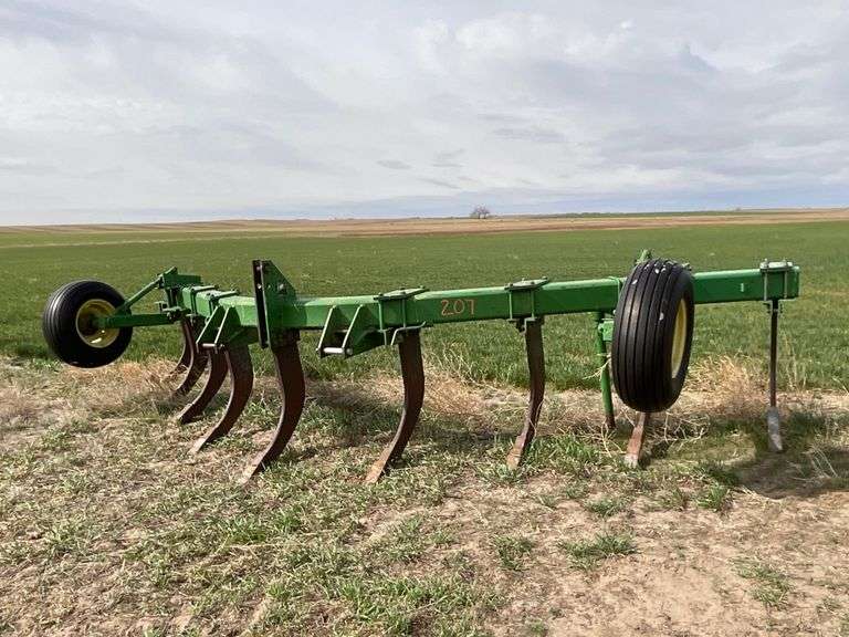 John Deere 900 9 Shank Sub Soiler