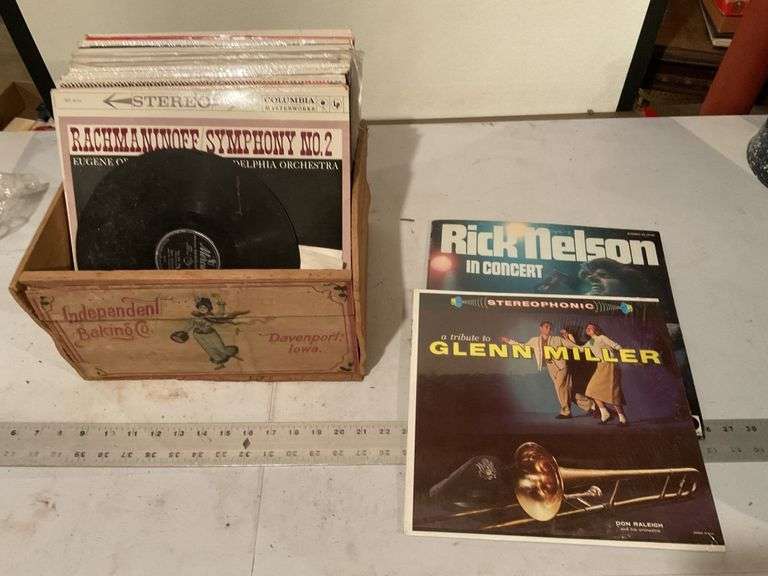 Record albums in independent baking company