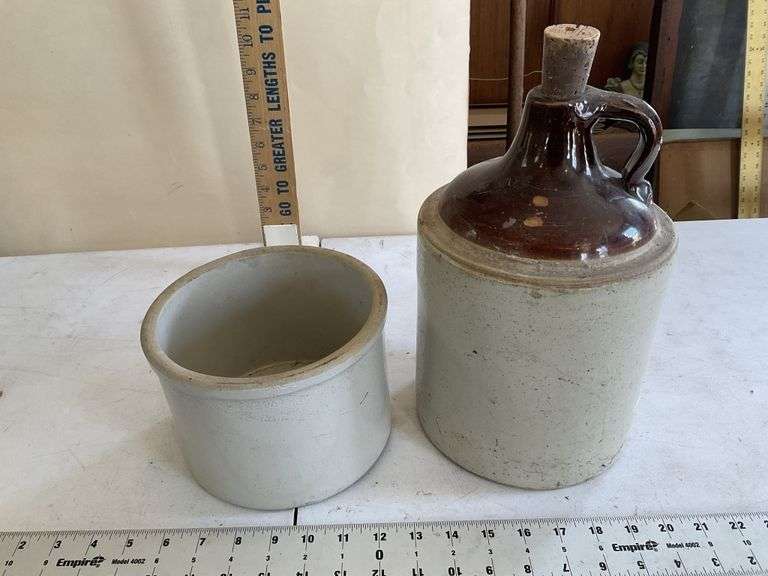 Crock & shoulder jug
