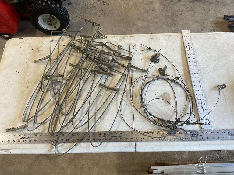 6-Pack Duke #4 Wire Fur Stretchers With Free AuSable Tail Stripper – Trapping Combo (Model 0838)