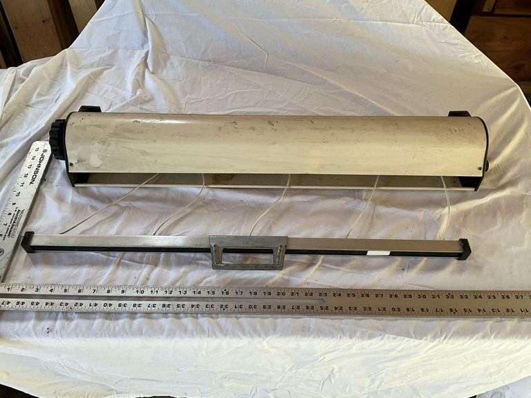 Retractable clothesline