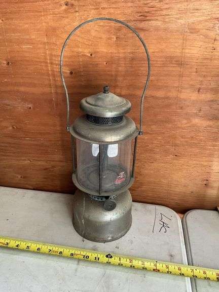 Coleman lantern