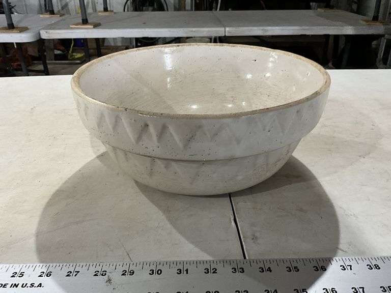 Stoneware bowl