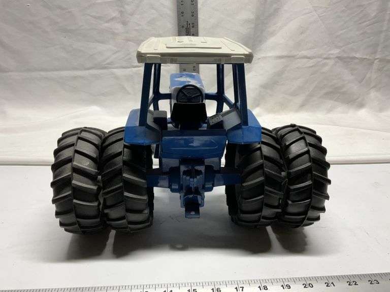 Ford TW – 15 tractor