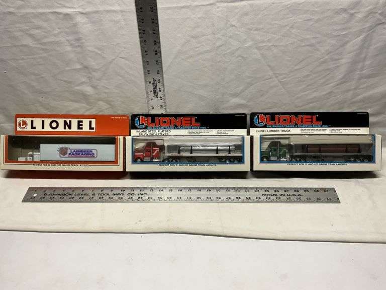 Lionel train trucks and flatbeds, etc-O/O27