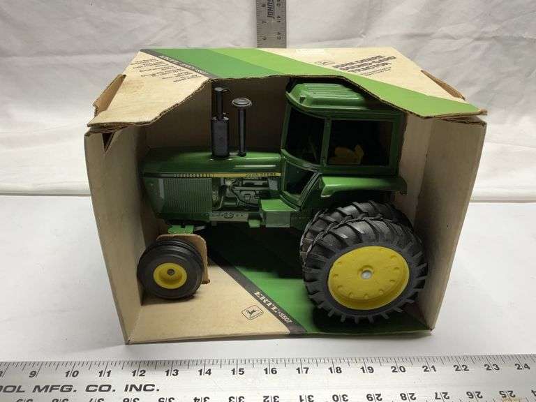 John Deere Sound Gard tractor