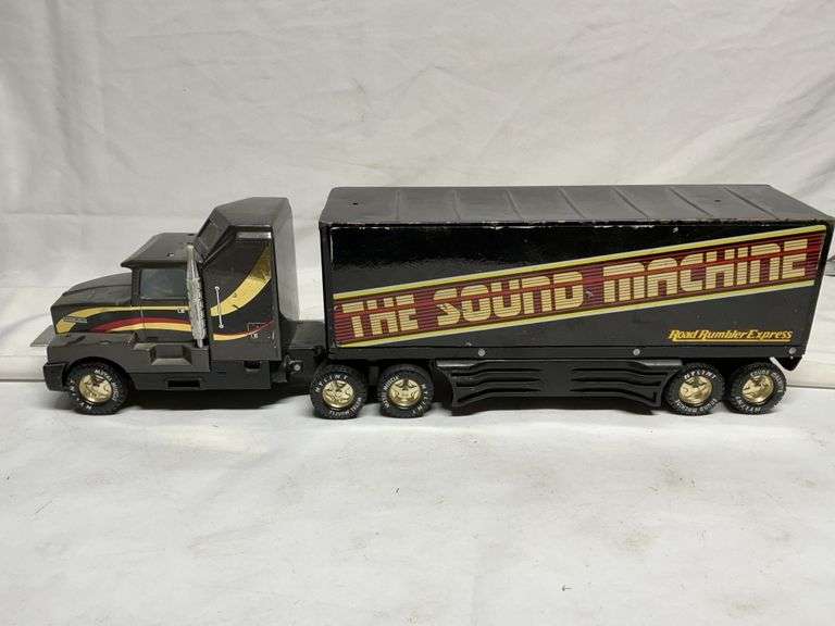 Nylint Sound Machine truck and trailer