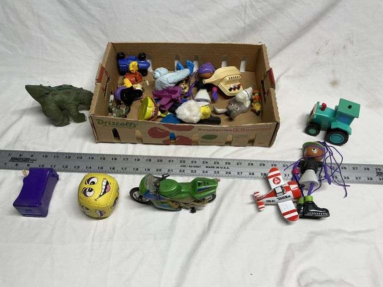 Assorted plastic toys
