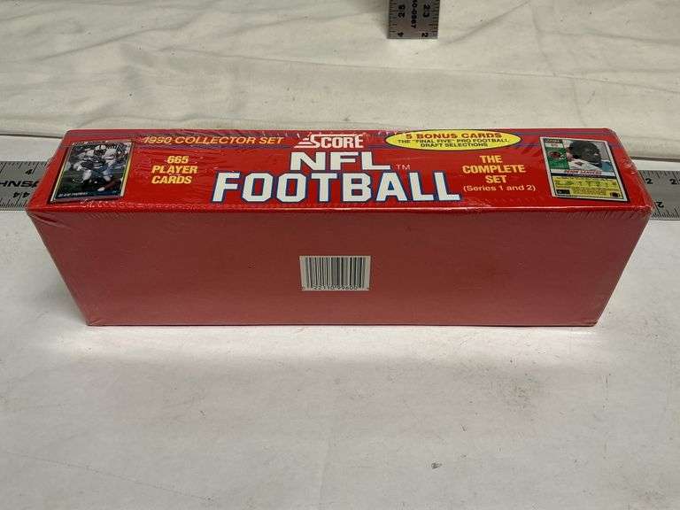 1990 score NFL football set, sealed